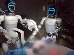 Humanoidalne roboty na sali operacyjnej