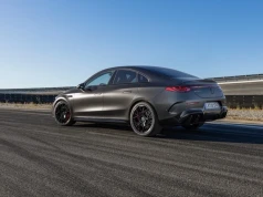 Mały Mercedes oszalał. Tak mocny nie był nigdy