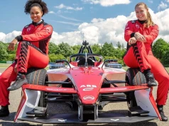 Citroën posadził mistrzynie olimpijskie w bolidzie Formuły E. 475 KM i tylko 840 kg