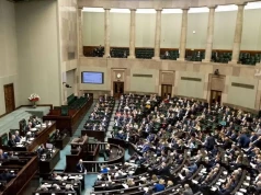 KO sporo traci, Polska 2050 i PSL pod progiem. Nowy sondaż poparcia
