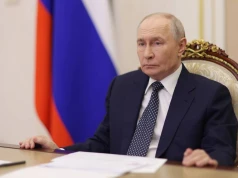 Putinowi kończy się czas. W wojennym potrzasku stawia na blef