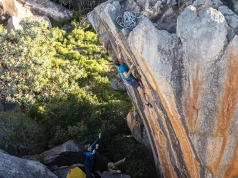 James Pearson zamienia pierwsze afrykańskie 9a na highball 8B+