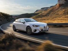 Więcej o połowę, czyli „elektryczny kontratak” Mercedesa w półroczu i 50-procentowy wzrost sprzedaży