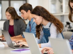 Po tych studiach będziesz miał najwięcej opcji zatrudnienia i najwyższe zarobki. „Przewagę konkurencyjną daje dopiero drugi język”