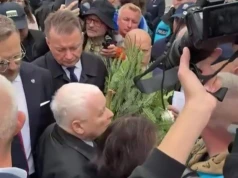 Kolejna miesięczna smoleńska i kolejny incydent. „Bojówki rządzącej partii”