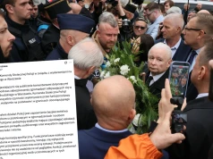 Prezes Kaczyński nie był murem za polskim mundurem i nawrzucał policjantom na miesięcznicy