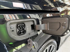Kiedy przelew dopłaty NaszEauto? Są dobre wieści: dostaniesz maila. Pieniądze przyjdą najdalej 3 tygodnie później
