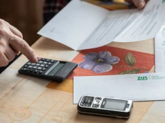 Taką emeryturę dostanie kobieta po 10 latach pracy. Kwota nie starcza na podstawowe wydatki