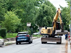 Kierowcy: jazda między koparkami i wymuszanie pierwszeństwa na Saperów