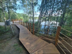 Nowa alejka, tarasy i pomosty wzbogaciły wrocławski park nad stawem