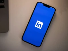 Niemal połowa treści na LinkedIn to dzieło maszyn. Badanie ujawnia skalę zalewu algorytmicznego spamu