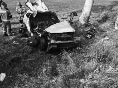 Tragiczny finał wypadku na DK60. Nie żyje 35-letni pasażer Peugeota