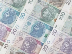 Masz dziurawy banknot? NBP wskazuje, co zrobić, by nie stracić jego wartości