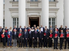 Znamy nowych członków Rady Nowej Konstytucji. Wśród nich m.in. posłowie PiS i Konfederacji