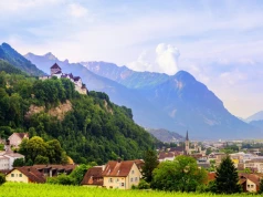 Feudalny "raj" w sercu Alp. O blaskach i cieniach Liechtensteinu