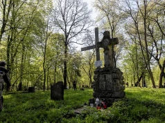 Ekshumacje w dwóch kolejnych wsiach na Wołyniu. Do tej pory odnaleziono tam szczątki prawie 700 Polaków