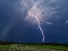 IMGW wydał ostrzeżenia. Obejmują kilka województw