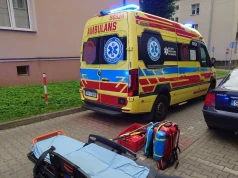 Z ostatniej chwili: Seniorka wzywała pomocy. Strażacy siłowo weszli do mieszkania
