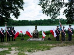 40. rocznica katastrofy lotniczej nad Jeziorem Królewskim. Uczczono pamięć pilotów