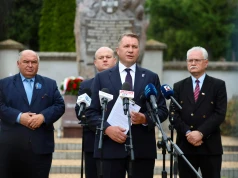 PiS domaga się od rządu sprzeciwu wobec akcesji Ukrainy do UE. Czarnek składa projekt uchwały