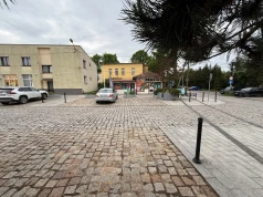 Interwencja w sprawie parkingu przy Placu Józefa Niemczyka. Zmian nie będzie