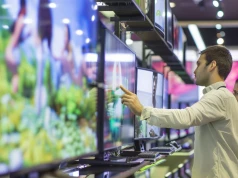 77" LG OLED G5, czyli telewizor ostateczny, jest aż 4000 zł tańszy w Euro