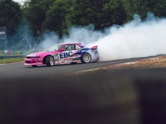 Oglądaj Drift Master 2026 w telewizji i online! Ten kanał pokaże wszystkie zawody i finał na PGE Narodowym