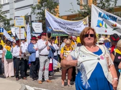 Czarno-żółte barwy na ulicach Gdyni. Rozpoczął się Światowy Zjazd Kaszubów