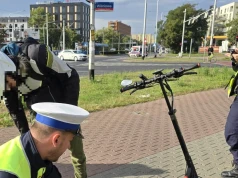 Biorą się za elektryczne hulajnogi. Rząd pokazał nowe przepisy