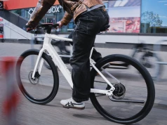 Bosch schował silnik w tylnej piaście. Miejski e-bike wreszcie może wyglądać normalnie