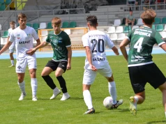 Sparingowe derby powiatu minimalnie dla AKS-u