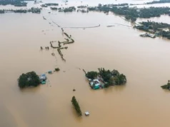 Co najmniej 44 ofiary monsunowych powodzi. Tragedia w Bangladeszu