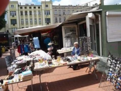 Łódź: Zielony Rynek przejdzie gruntowną modernizację. Powstanie tu hala z parkingiem i restauracją. Czy kupcy widzą w tym szansę na ożywienie?