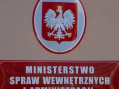 Status miasta dla 12 miejscowości i zmiany granic