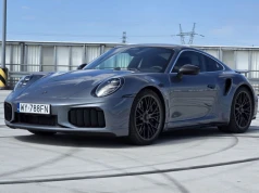 Testowałem nowe Porsche 911 Turbo S. Ta hybryda sprawiła, że zbieram szczękę z podłogi