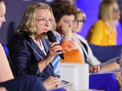 Od profilaktyki po zdrowie psychiczne. Eksperci o największych wyzwaniach zdrowia dziewczynek