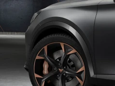 Cupra Formentor po 100 tys. km rozebrana na części. Wykryto pierwsze ogniska korozji