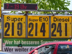 Sprawdziłem, gdzie w Europie da się zatankować taniej niż w Polsce. Były zaskoczenia