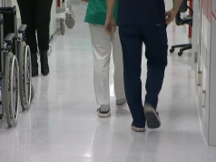 8 tys. złotych za informację o zarobkach lekarzy. "Do tego koszty papieru, prądu"