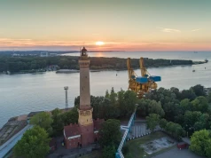 Najwyższa na świecie ceglana latarnia morska. Znajdziemy ją w Polsce