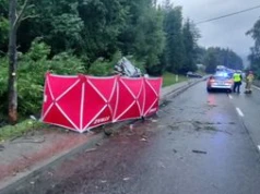 Dwa wypadki w Małopolsce w kilkanaście minut. Nie żyje 76-latek