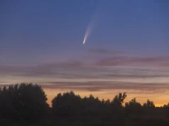 Spektakularny sierpień na niebie. Kometa przeleci nad Polską