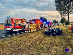 Zderzenie trzech aut na DK12 pod Opocznem. Cztery osoby trafiły do szpitali