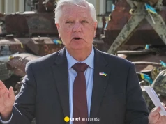 Był twarzą twardej polityki wobec Kremla. Po jego śmierci kluczowy pakiet sankcji wobec Rosji może utknąć w Kongresie