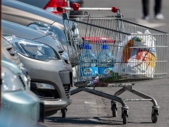 Inflacja na sklepowych półkach hamuje kolejny miesiąc z rzędu