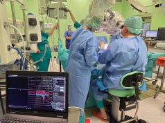 Coraz bardziej precyzyjne operacje mózgu. 'Pacjentka z glejakiem zachowała pełną sprawność neurologiczną’