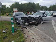 Wypadek w Kózkach. Dwoje dzieci trafiło do szpitala