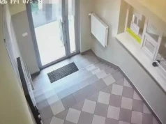 Zaparkował pod komendą... i sam przyznał się do jazdy po alkoholu. Nietypowa interwencja w Mielcu