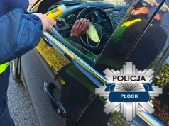 Wiozła syna na naukę jazdy, wpadła na akcji "Trzeźwość". 49-latka wydmuchała prawie promil