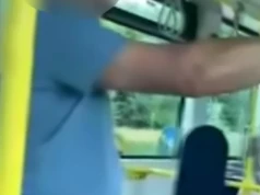 Bielsko-Biała: pracownik MZK kazał nastolatkom z Ukrainy „wypier****ć” z Polski. Zatrzymała go policja